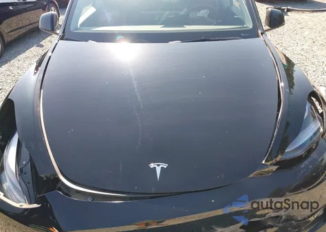 2023 Tesla Model Y Awd/Long Range Dual Motor All-Wheel Drive from USA, damaged, VIN 7SAYGDEE7PF853133